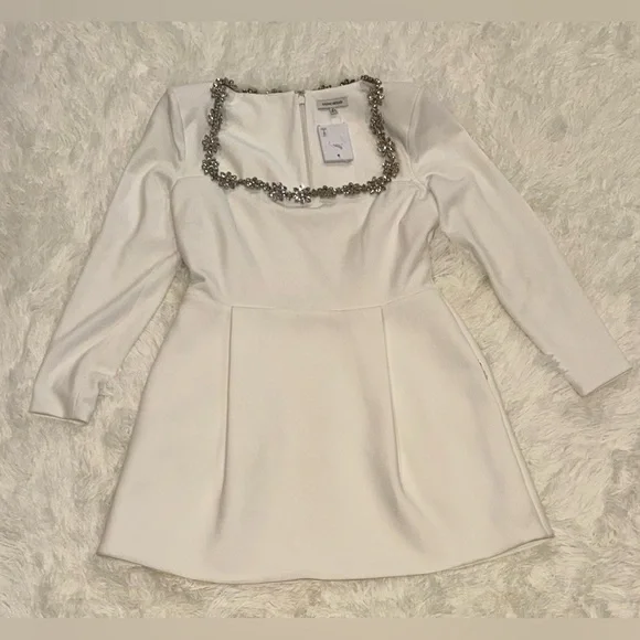 NWOT NADINE MERABI Kimberly Rhinestone Long Sleeve White Minidress Sz 12 - Picture 3 of 8